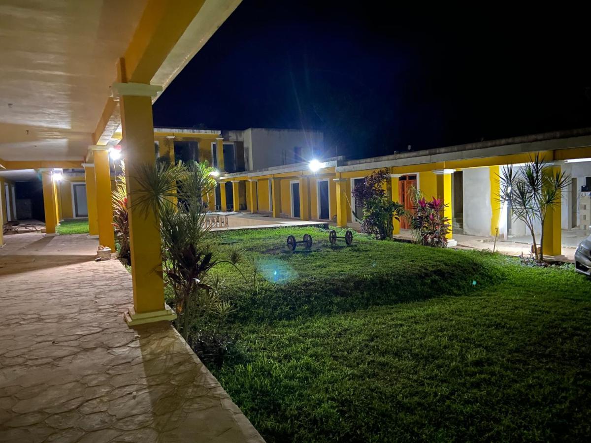 Casa Coronado Izamal Exterior foto